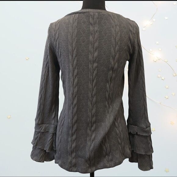 Bell Sleeves Grey Heather Cable Knit Sweater - Picture 6 of 6